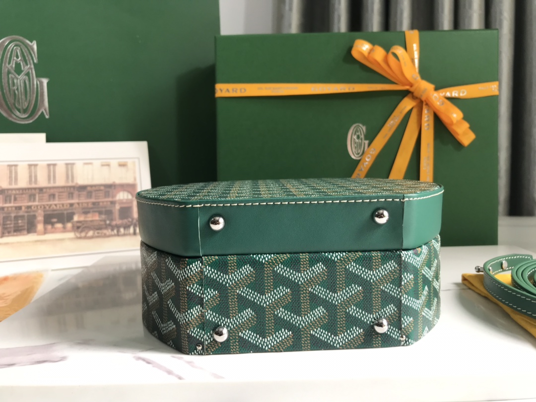 The Alto Hatbox Trunk Bag In Green